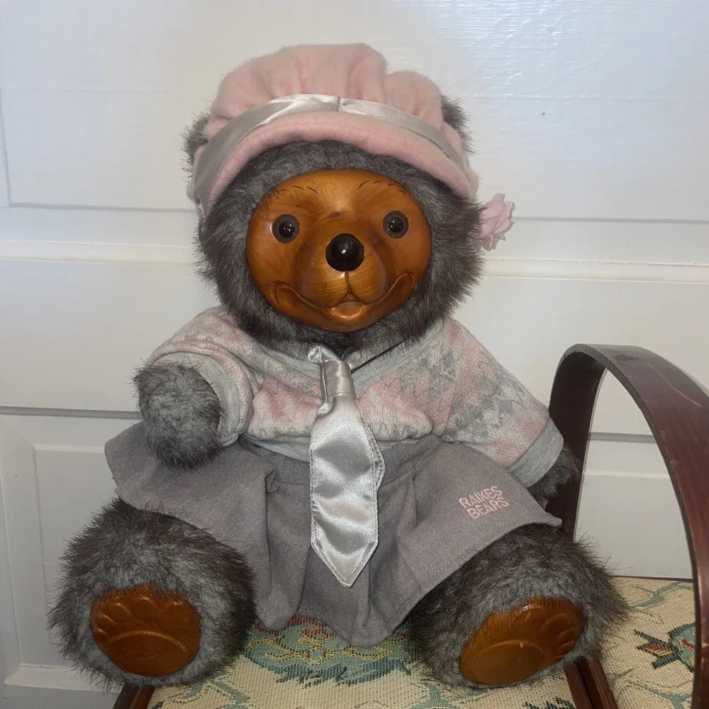 Raikes 1986 Daisy Bear Signed Foot Pink Hat Satin Tie Jointed At Hip Wood Wooden